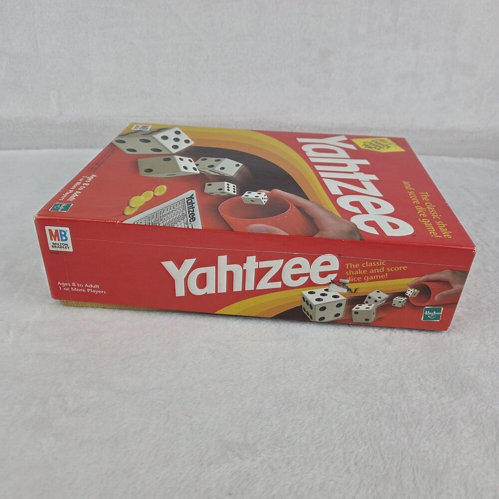 Vintage 1998 Yahtzee Dice Game Milton Bradley Complete With Score Pads - Picture 11 of 11
